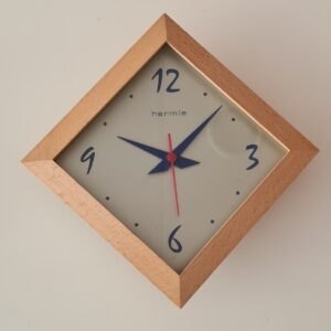 01005 - Reloj decoración